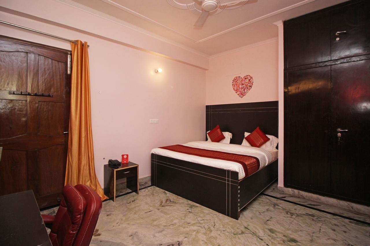 Oyo 9192 Hotel Raghav Residency Noida Bagian luar foto